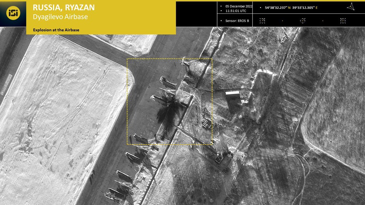 Satellite photos from @ImageSatIntl showing the aftermath of the attack on the Russian Dyagilevo airbase today. The photos show burn marks near a Tu-22M3 bomber