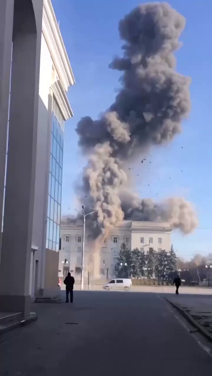 Russian missile attack on the very center of Kherson