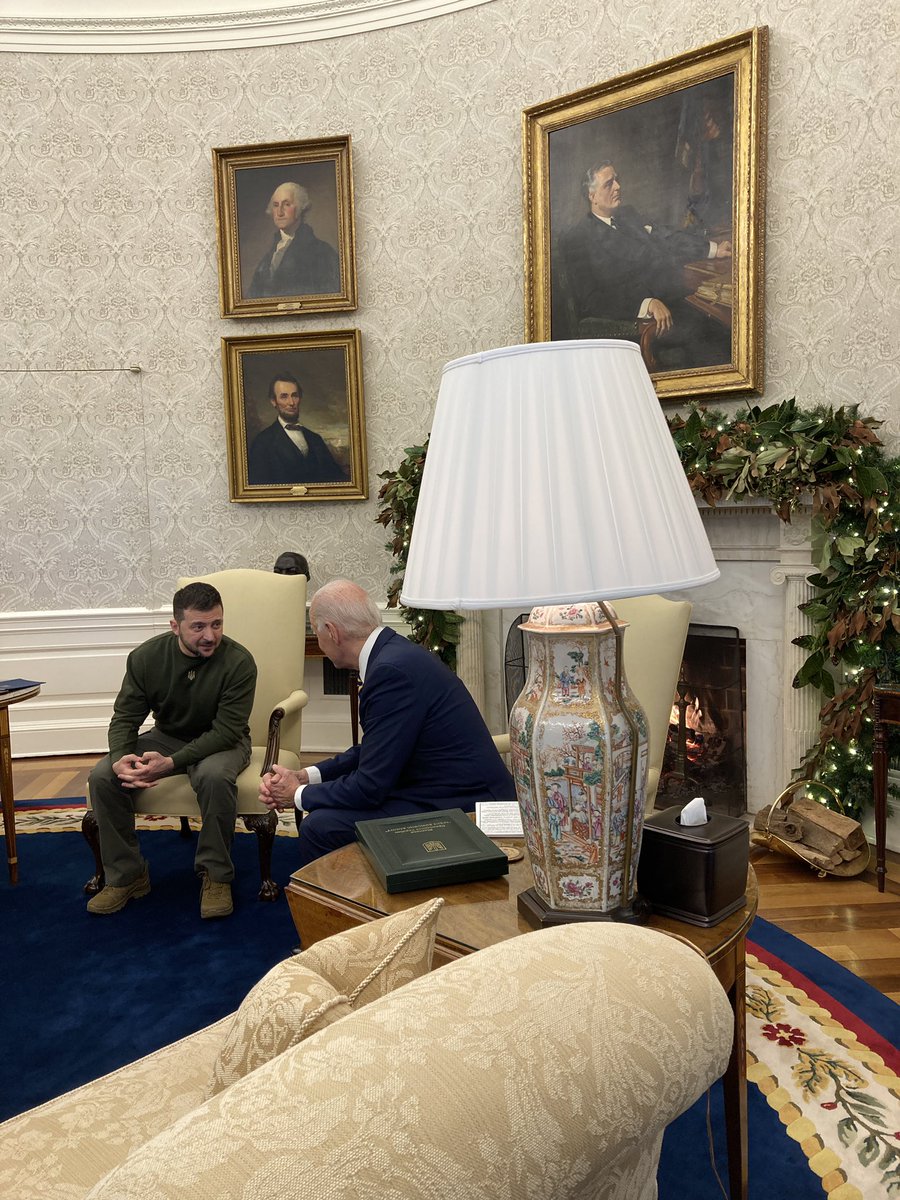 Biden and Zelenskyy have begun their meeting