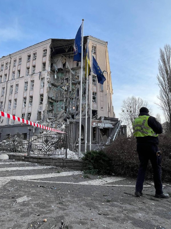 Russian missile strike targeted Pechersky district in Kyiv