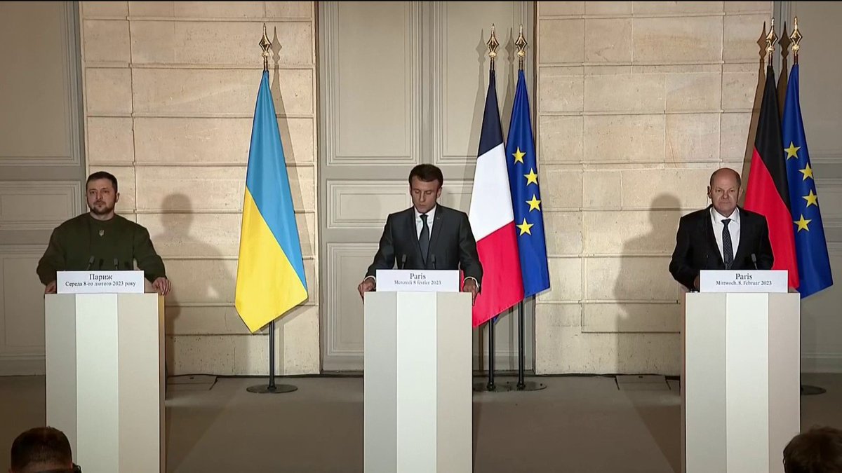 Macron assures Zelensky of France's desire to accompany Ukraine towards victory