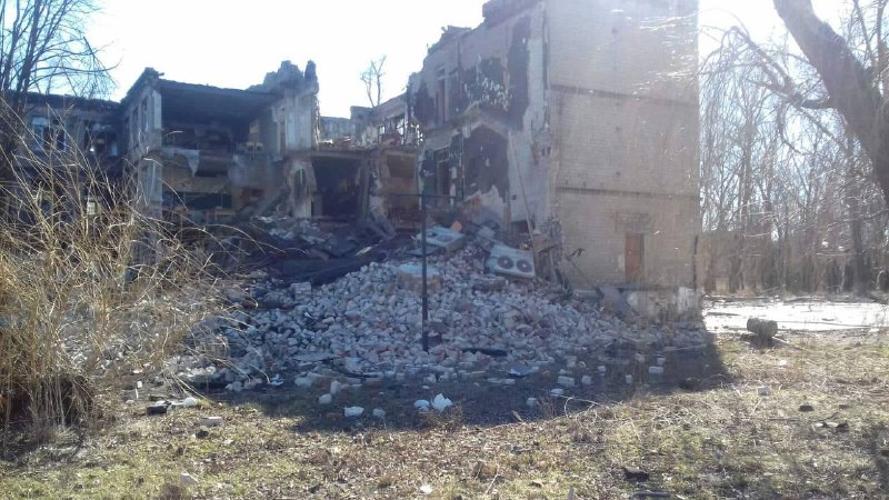 1 person killed as result of Russian missile strike against a school in Avdiyivka