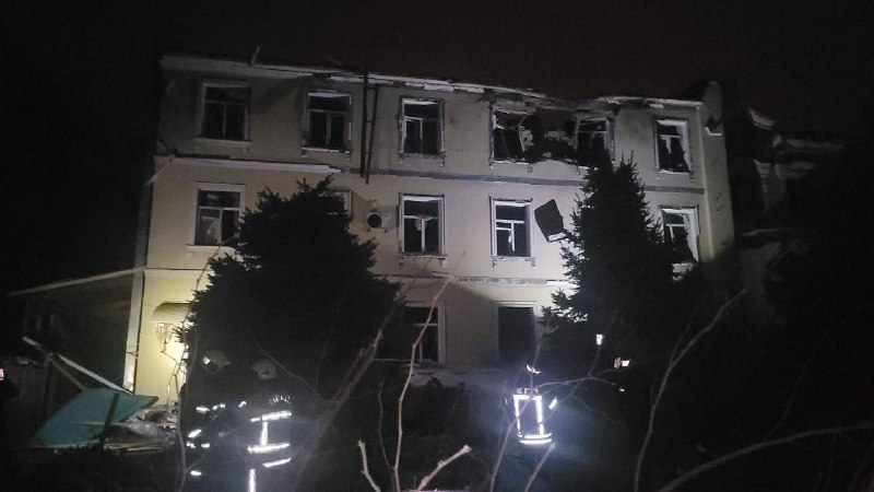 Suspected Kh-59 cruise missile hit a house in Odesa
