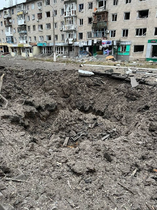 Destruction in Avdiivka after Russian aerial strike