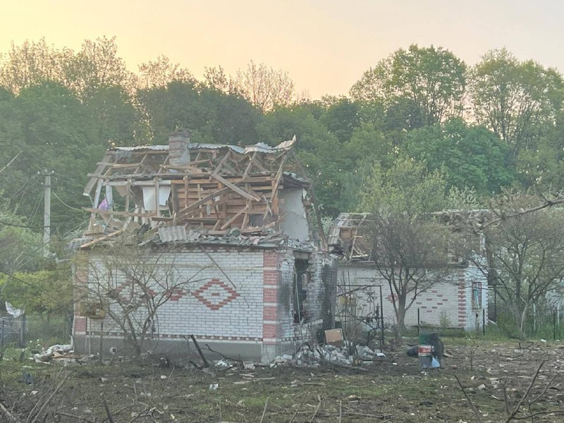Damage to private residences as result of missile strike in Ternopil this morning
