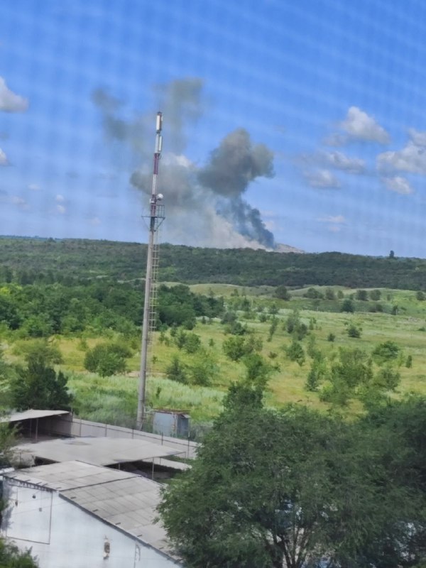 Explosions reported in Luhansk