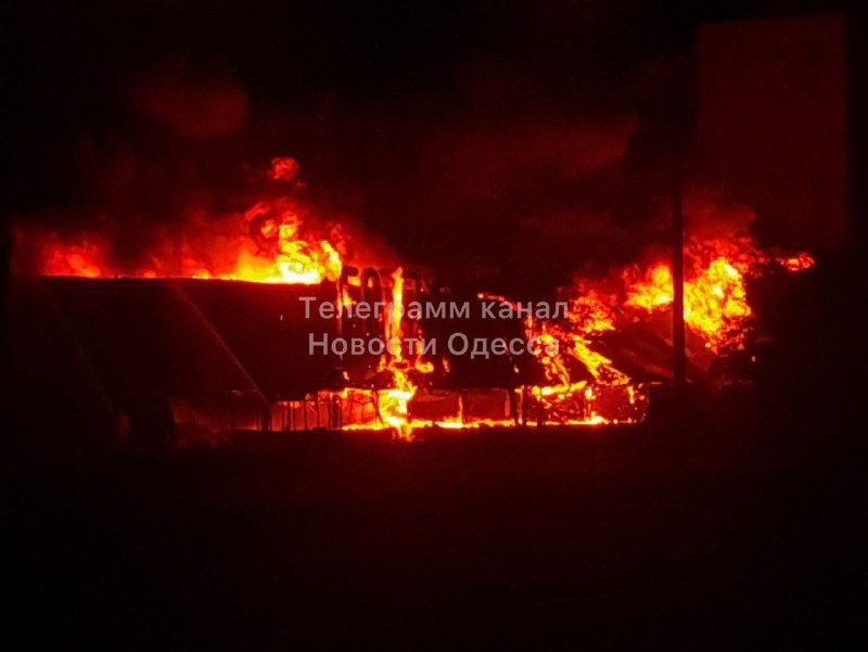 Fire at supermarket in Odesa as result of Russian attack