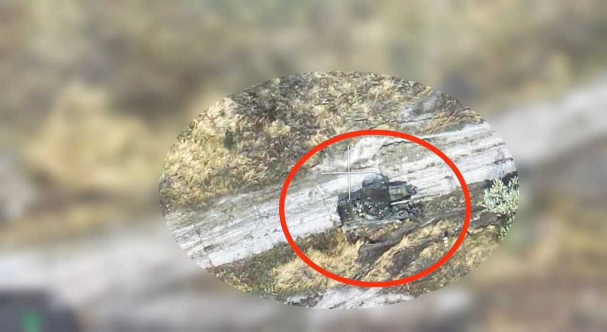 Подразделения Нацгвардии Украины уничтожили 2 танка, 3 БТР, БТР, еще одну бронетехнику с ПТУР и беспилотниками при отражении атаки российских войск под Авдеевкой
