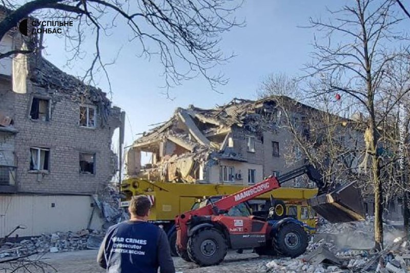 Масові руйнування в Селидовому після ракетних ударів 4 ракетами С-300