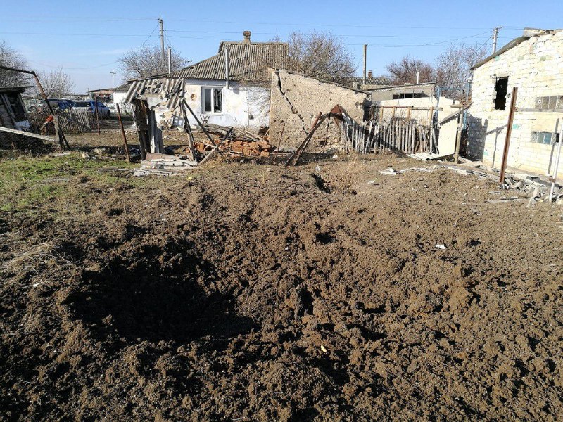 El ejército ruso bombardeó la aldea de Novodmytrivka en la región de Kherson