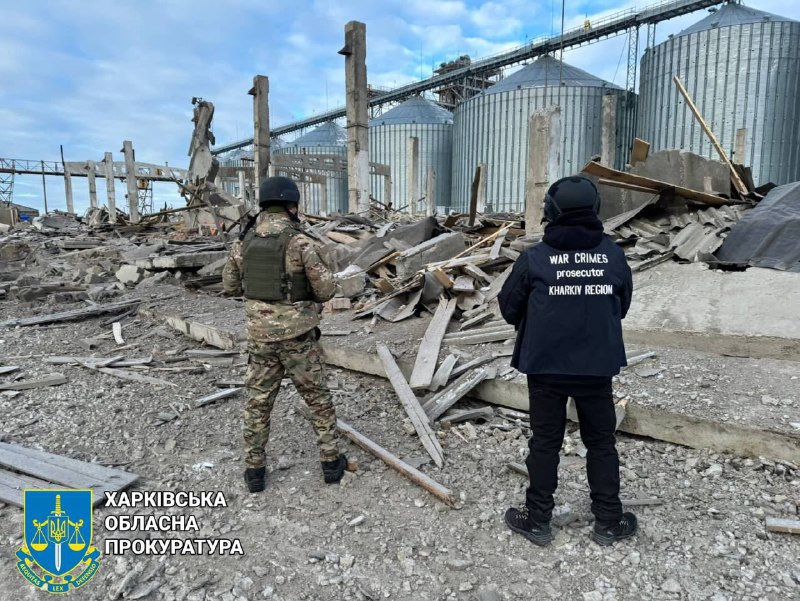 Zerstörung in Velykyi Burluk durch russische Luftangriffe