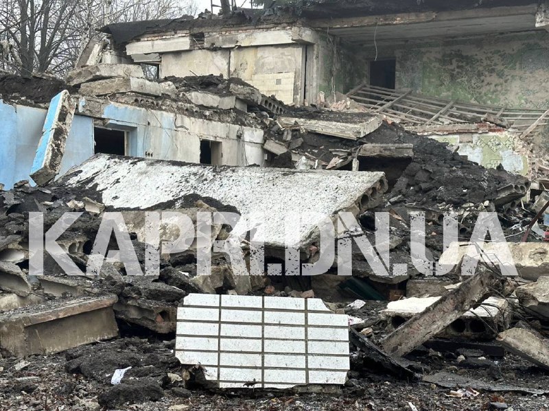 Destruction in Myrnohrad as result of Russian shelling