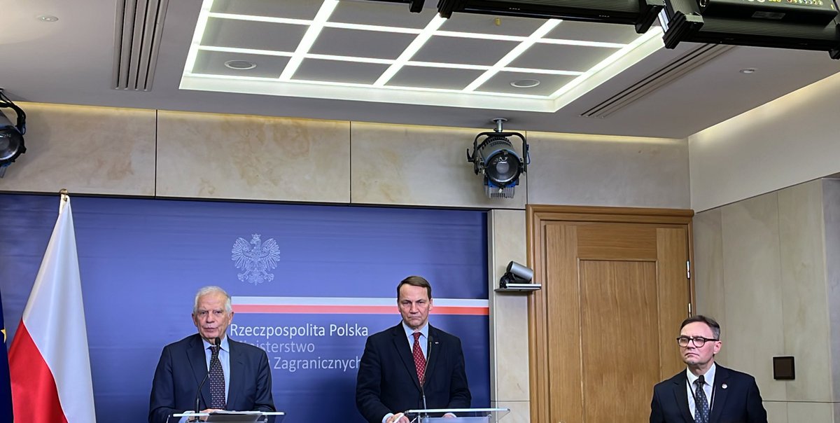 Minister of Foreign Affairs @MSZ_RP @sikorskiradek after talks with the head of EU diplomacy @JosepBorrellF: I am calling - but I think this is our common position - the US Congress to adopt the US aid package for Ukraine. Josep Borrell announces his visit to Kyiv and emphasizes the need for greater and faster support for Ukraine