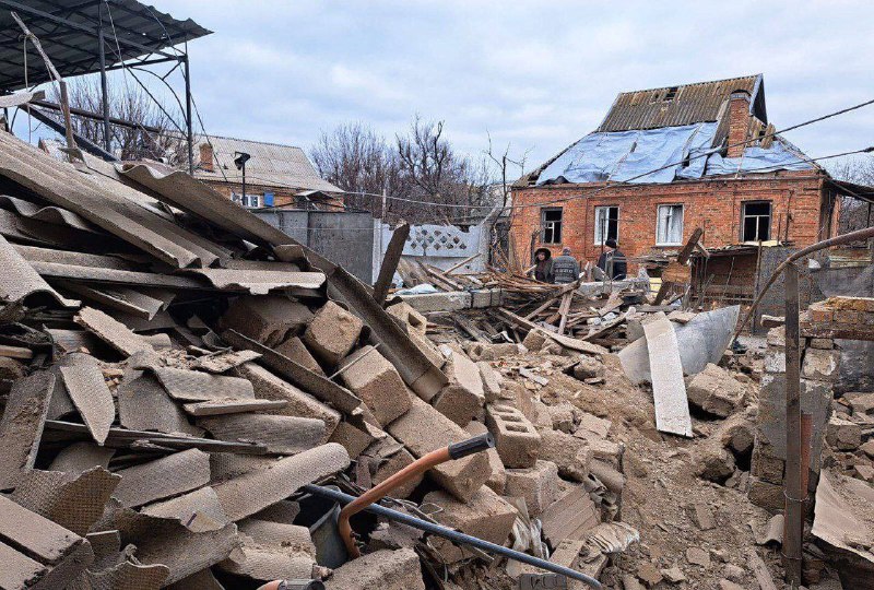 El ejército ruso atacó hoy el distrito de Nikopol con artillería y drones