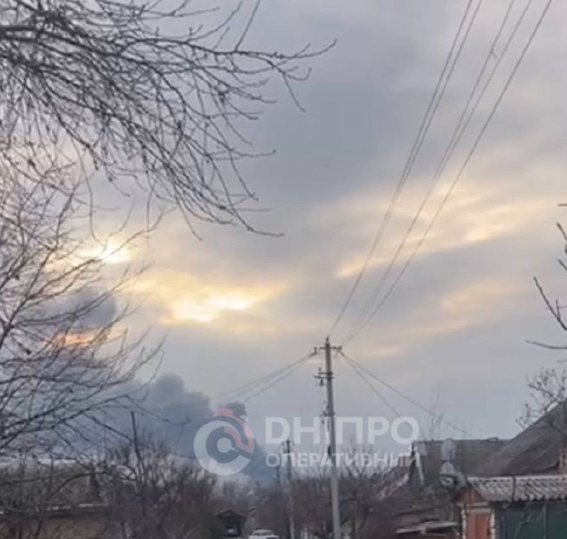 Großbrand in Nikopol nach russischem Beschuss