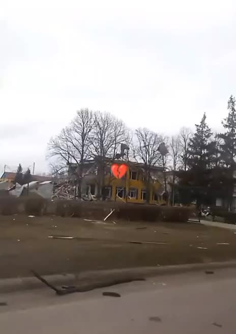 Разрушения в Шаховом Донецкой области в результате вчерашнего российского обстрела
