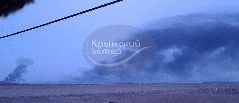 Пожар на нефтебазе в Гвардийском под Симферополем, оккупированный Крым.
