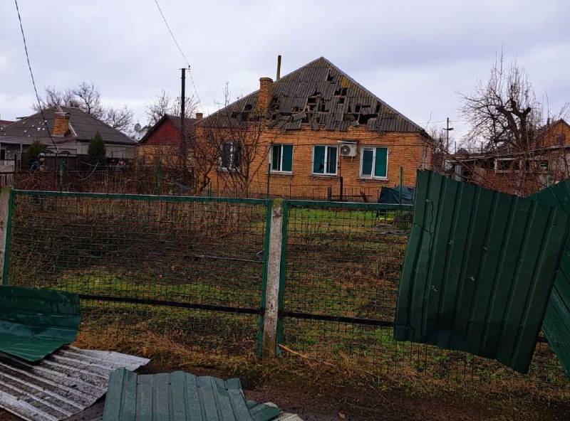Russian army attacked Nikopol district today with artillery and UAVs
