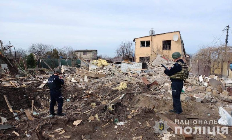 الأضرار في مناطق دنيبروفسكي وكاميانسكي وكريفي ريه في منطقة دنيبروبتروفسك نتيجة الهجمات الصاروخية والطائرات بدون طيار الروسية خلال الليل