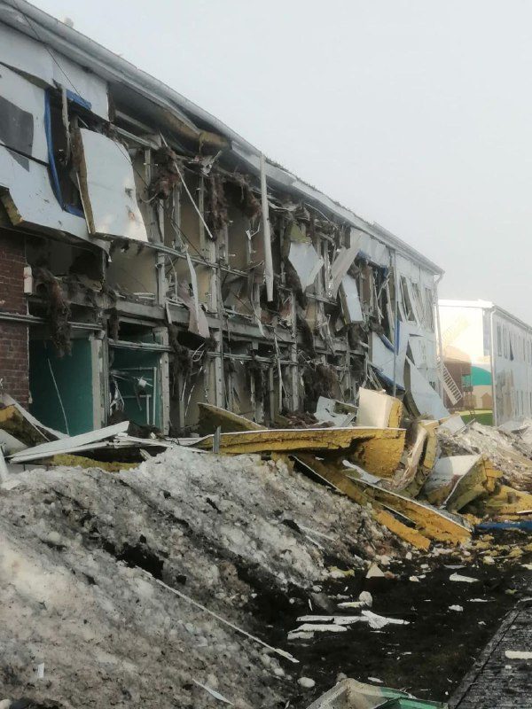Mindestens fünf Verletzte bei Drohnenangriffen in der Sonderwirtschaftszone Alabuga in Tatarstan, wo sich das Drohnenwerk Shahed befindet