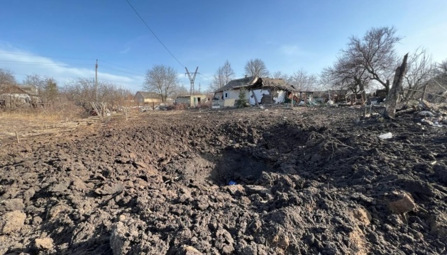 مقتل 5 أشخاص في كوراخوف وكراسنوهوريفكا نتيجة القصف الروسي