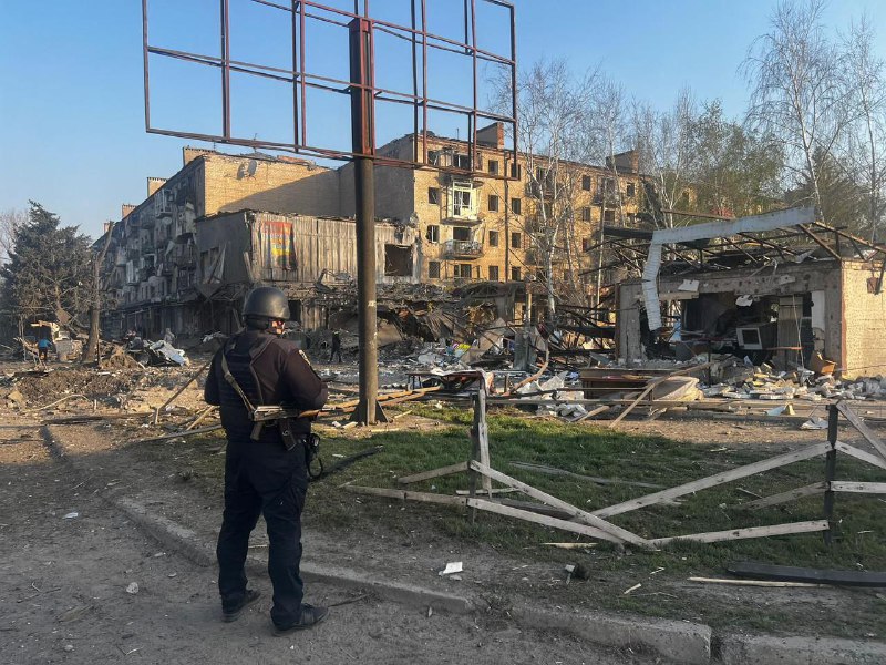 1 Person getötet, 2 verletzt durch russisches Bombardement in Kostjantyniwka