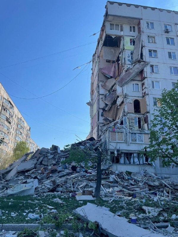 Bei russischem Angriff in Wowtschansk in der Region Charkiw wurde eine Person getötet und eine weitere verletzt
