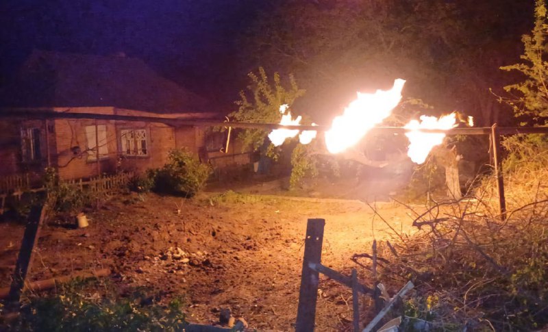 Rus ordusu Nikopol ilçesini top atışlarıyla bombaladı