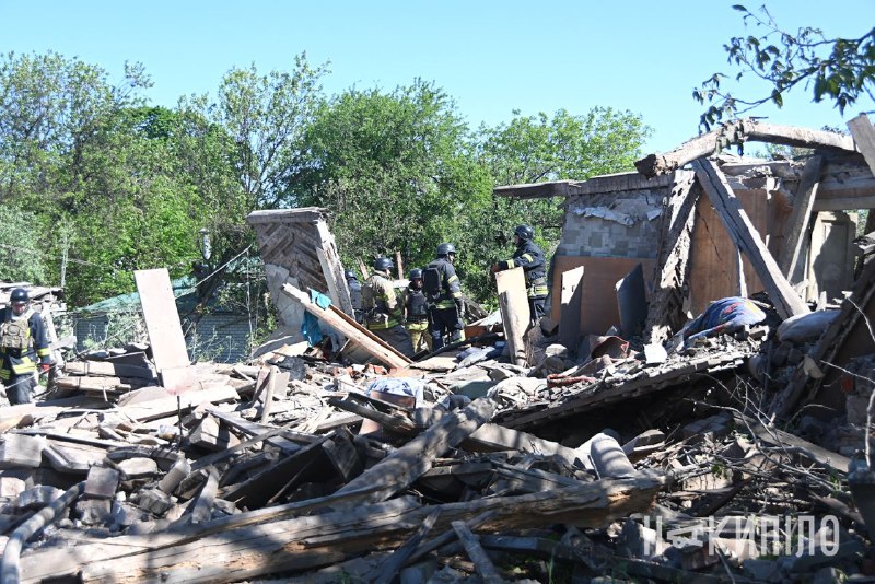 Harkiv'de Rus hava saldırısı sonucu yıkım