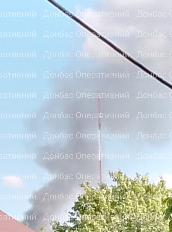 Smoke rising over Kurakhivka after explosions