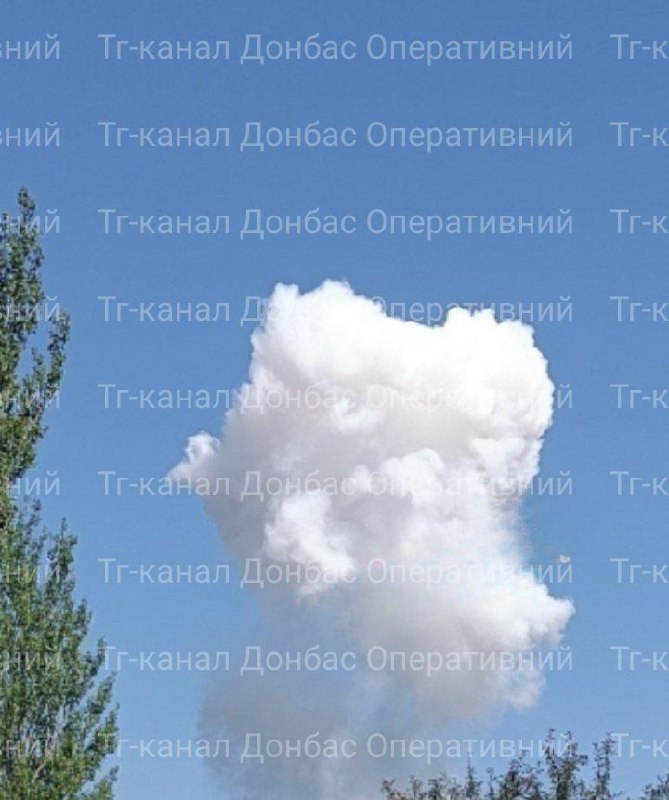 Violent explosion was reported in Selydove