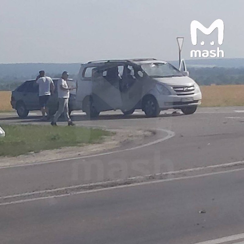 Un dron atacó un vehículo en la aldea de Borisovka en la región de Bélgorod y dos personas resultaron heridas