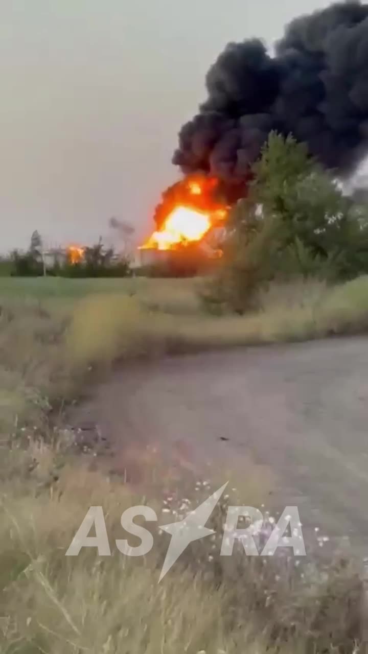 Drone'lar Rostov bölgesinin Tsimlyansk yakınlarındaki petrol deposuna saldırdı