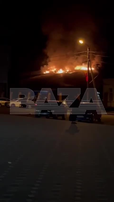 Incendie à l'usine de Korenevo, région de Koursk à la suite d'une attaque de drone