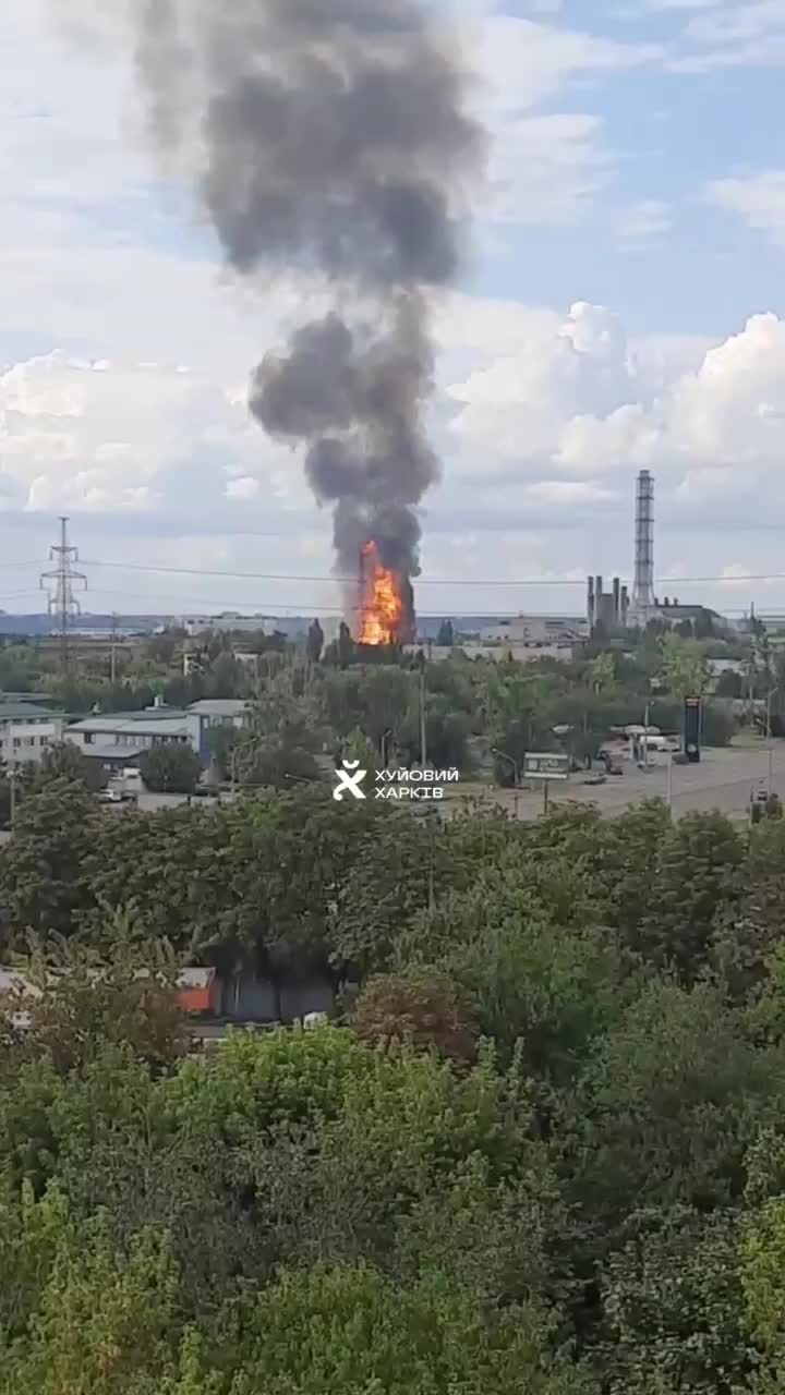 В Харькове зафиксирован крупный пожар