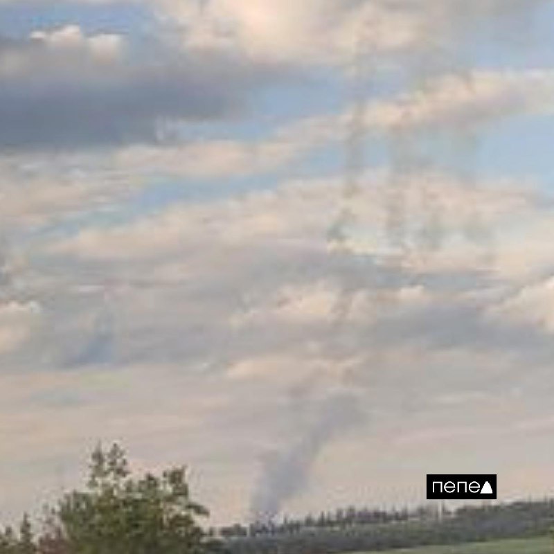 Explosions and black smoke at air defense positions in Yakovlevsky district of Belgorod region