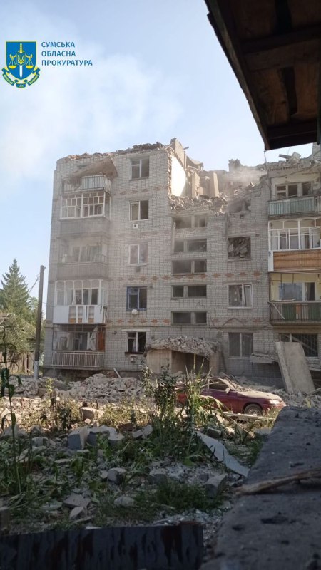 2 person killed, 2 more wounded as result of airstrikes with glide bombs in Svesa town of Sumy region