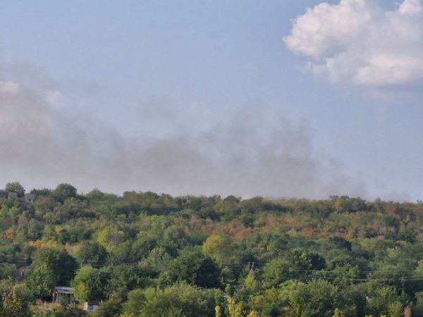 Smoke rising near Piskunivka