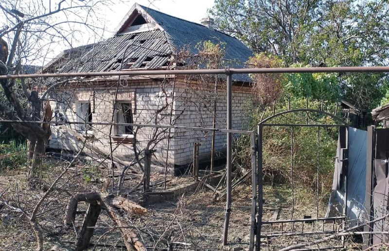 Trois personnes blessées suite à un bombardement à Chervonohryhorivka, district de Nikopol