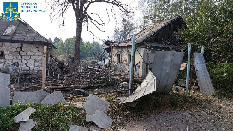 Sumy bölgesine bağlı Yampil'de Rus hava kuvvetlerinin 2 adet planör bombasıyla düzenlediği saldırıda 1 kişi hayatını kaybetti.