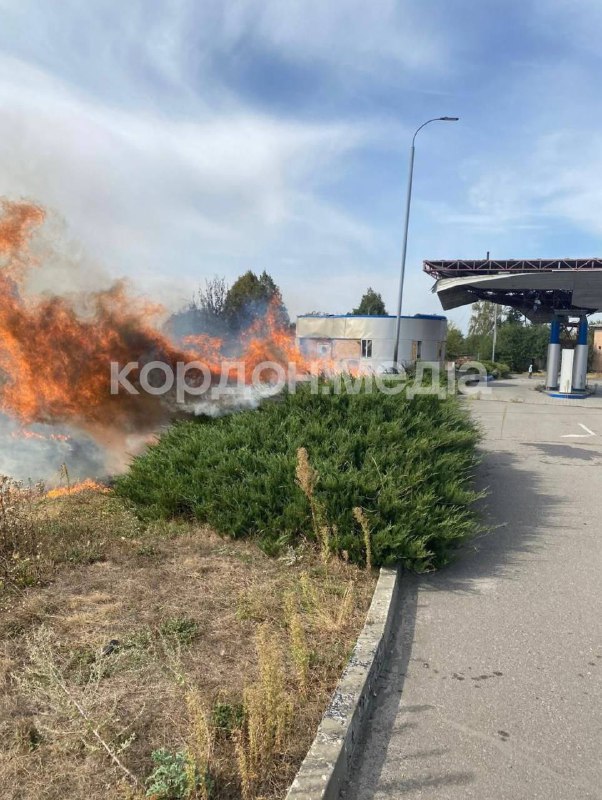 حريق في محطة بنزين في فيليكا بيساريفكا بعد غارة بطائرة بدون طيار