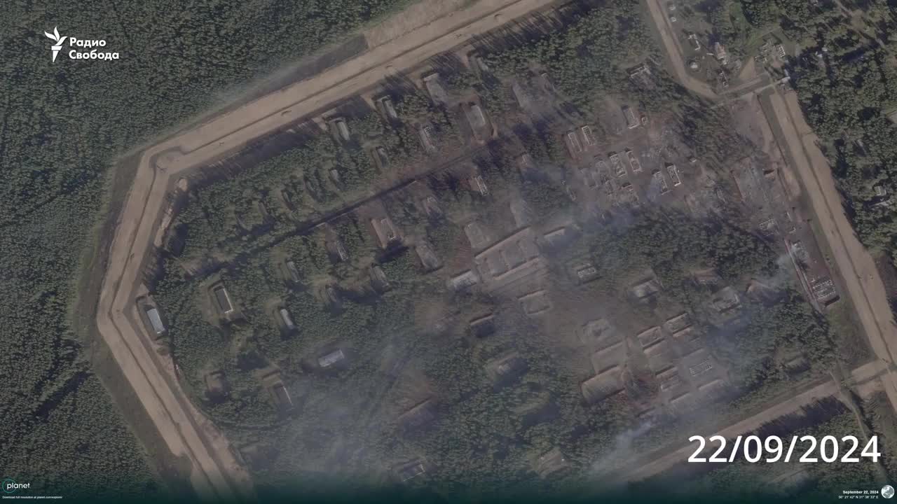 Neue @planet HR-Satellitenbilder des 23. Arsenals der Hauptdirektion für Raketen und Artillerie des russischen Verteidigungsministeriums im Dorf Oktjabrski in der Region Twer, aufgenommen heute, am 22. September, um 9:51 Uhr Ortszeit, ermöglichen einen Einblick in die Schäden, die ukrainische Drohnen am 21. September angerichtet haben.