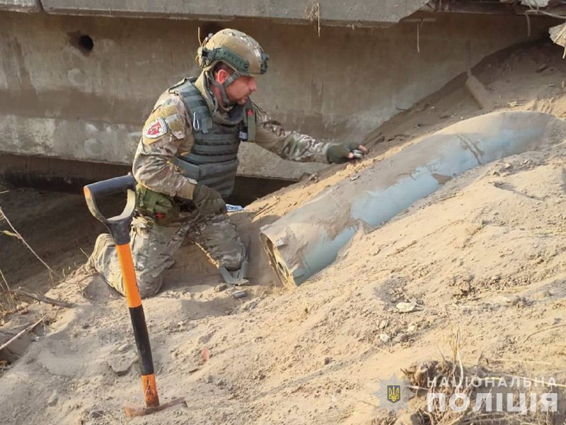 El cohete FAB-500 que se lanzó hacia el puente de la ciudad de Sumy esta mañana no explotó