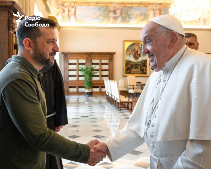 El Papa se reunió con el presidente de Ucrania, Zelensky, en el Vaticano