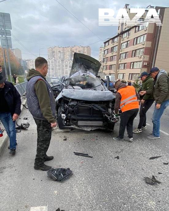 В окупованому Севастополі в результаті вибуху автомобіля загинула 1 людина, загиблим є офіцер Чорноморського флоту