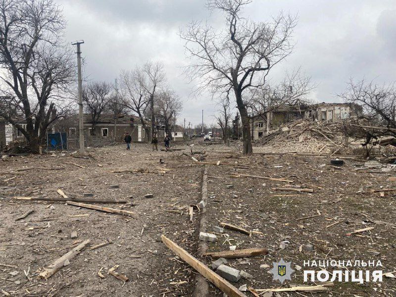 1 person killed, 2 more wounded as result of airstrike and artillery shelling in Pokrovsk. 1 person wounded in Rubtsy and 1 person wounded in Bahatyr