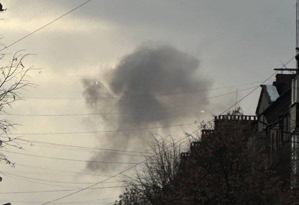 Airstrike reported in Sloviansk