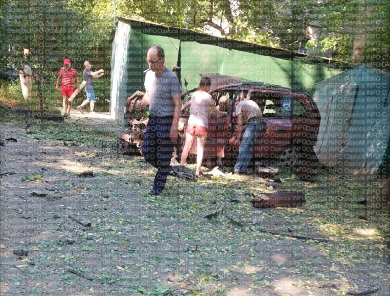 В Одесі внаслідок вибуху автомобіля постраждала 1 людина