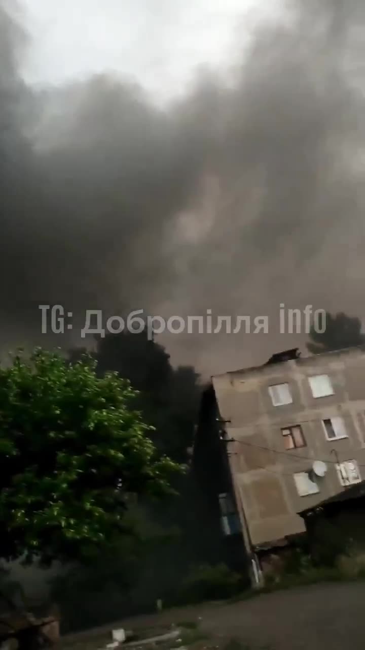 В Белицком Донецкой области в результате сегодняшних обстрелов произошли пожары