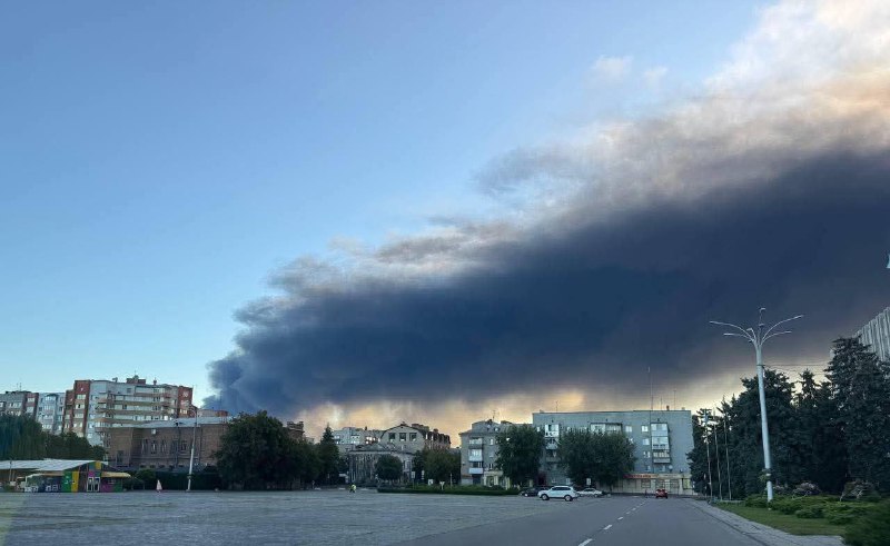 Massive combined drones and missiles attack in Kremenchuk overnight. Infrastructure damaged